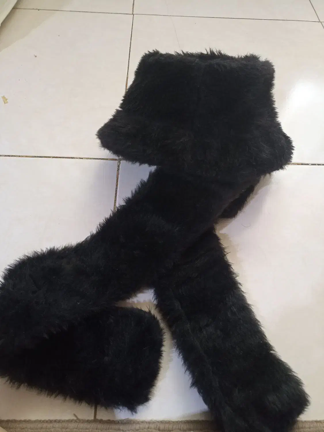 شال و کلاه|لباس|قدس, شهر‌قدس|دیوار