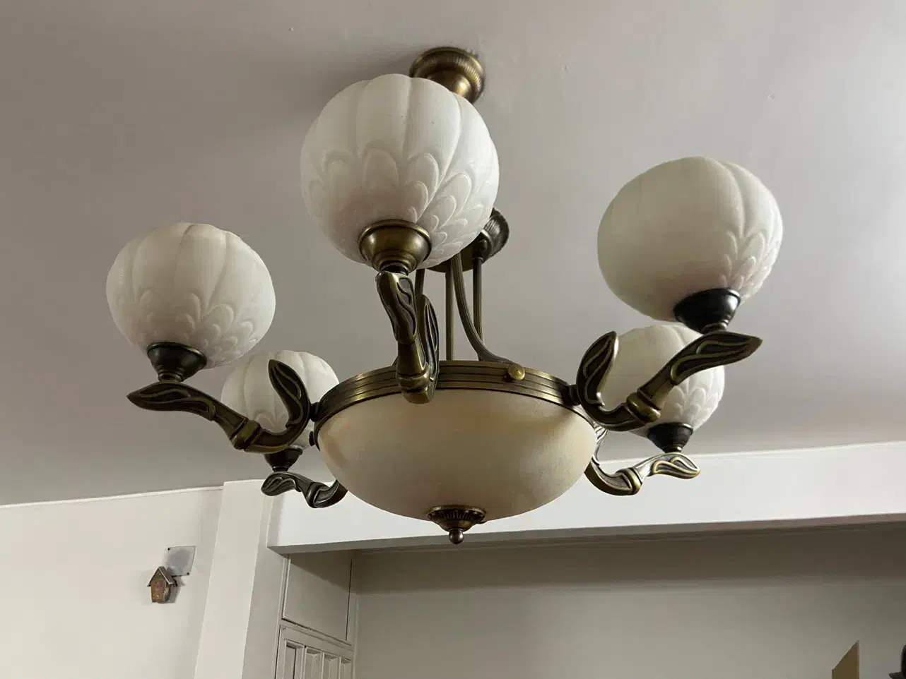 تعدادی لوازم منزل|لوستر و چراغ آویز|ری, دولت‌آباد|دیوار