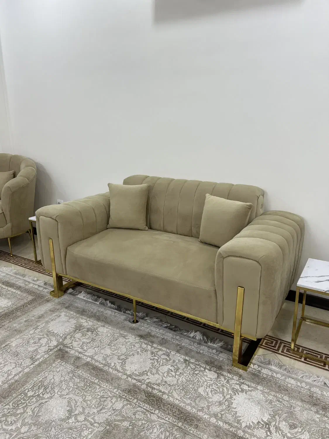 مبل راحتی نو اقساط نقد|مبلمان خانگی و میز عسلی|قم, زنبیل آباد|دیوار