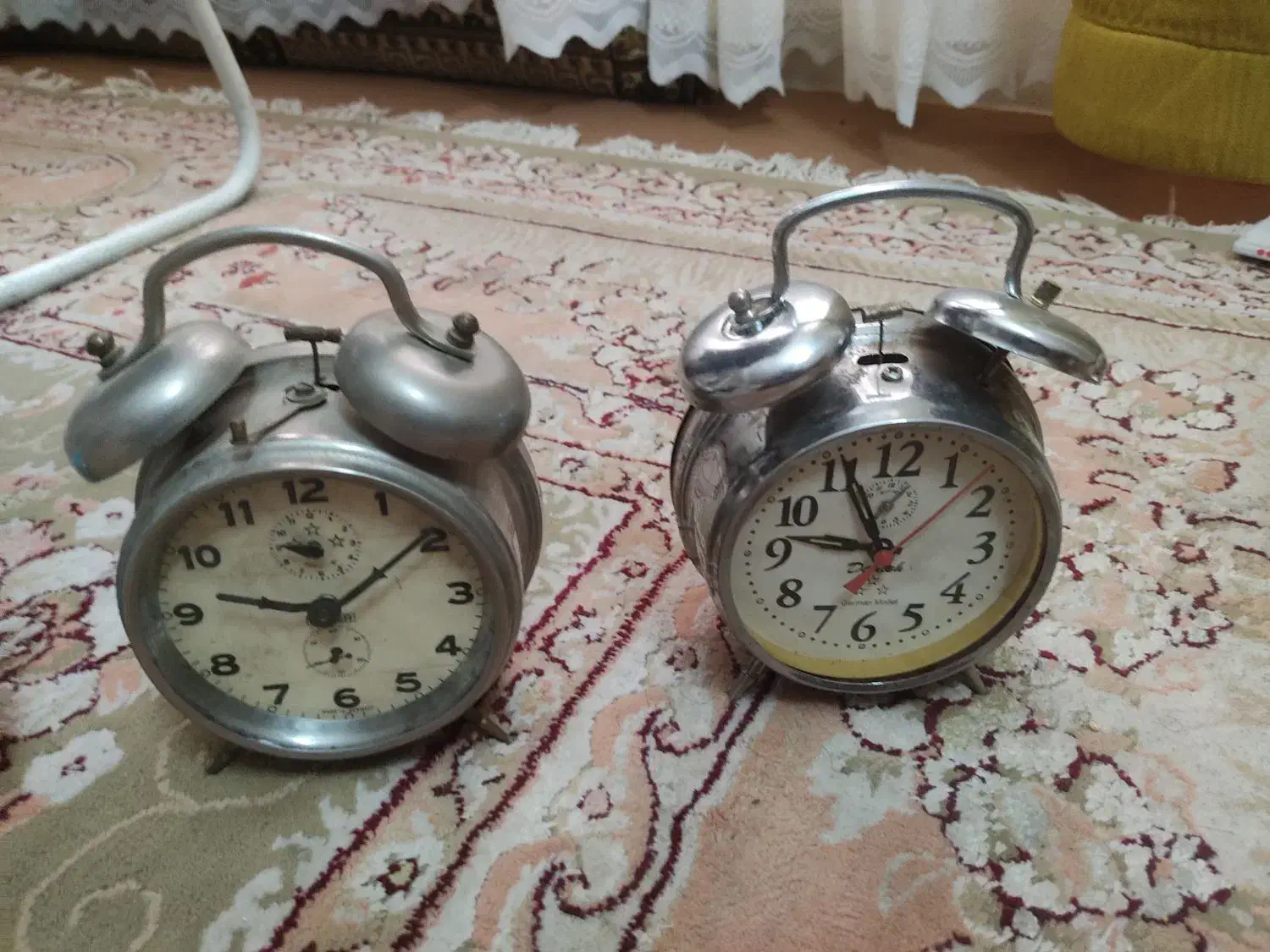 ساعت المانی|کلکسیون اشیاء عتیقه|ری, صالح‌آباد شرقی|دیوار