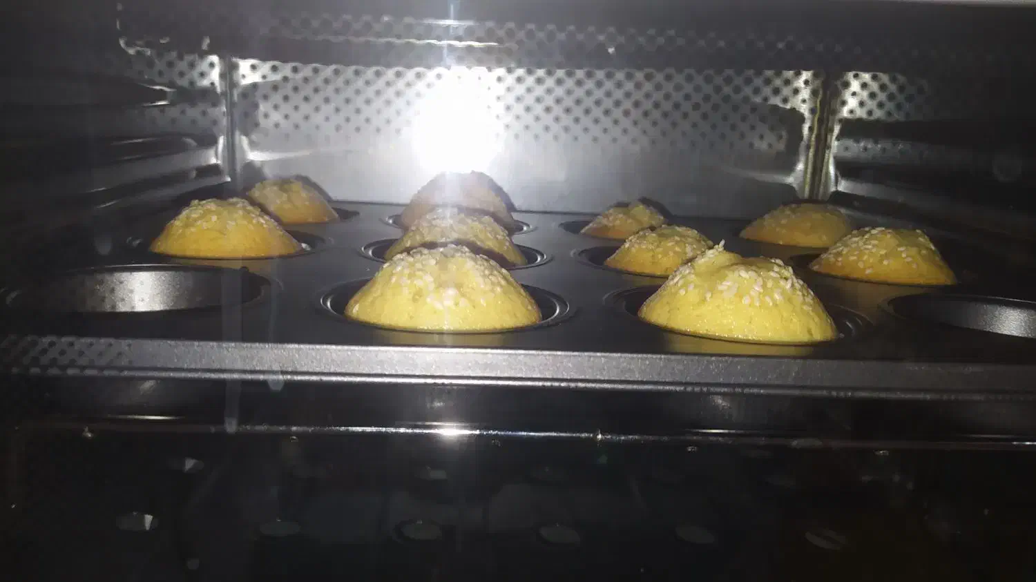 قبول سفارشات شیرینی|خوردنی و آشامیدنی|قرچک, شهرک طلائیه|دیوار