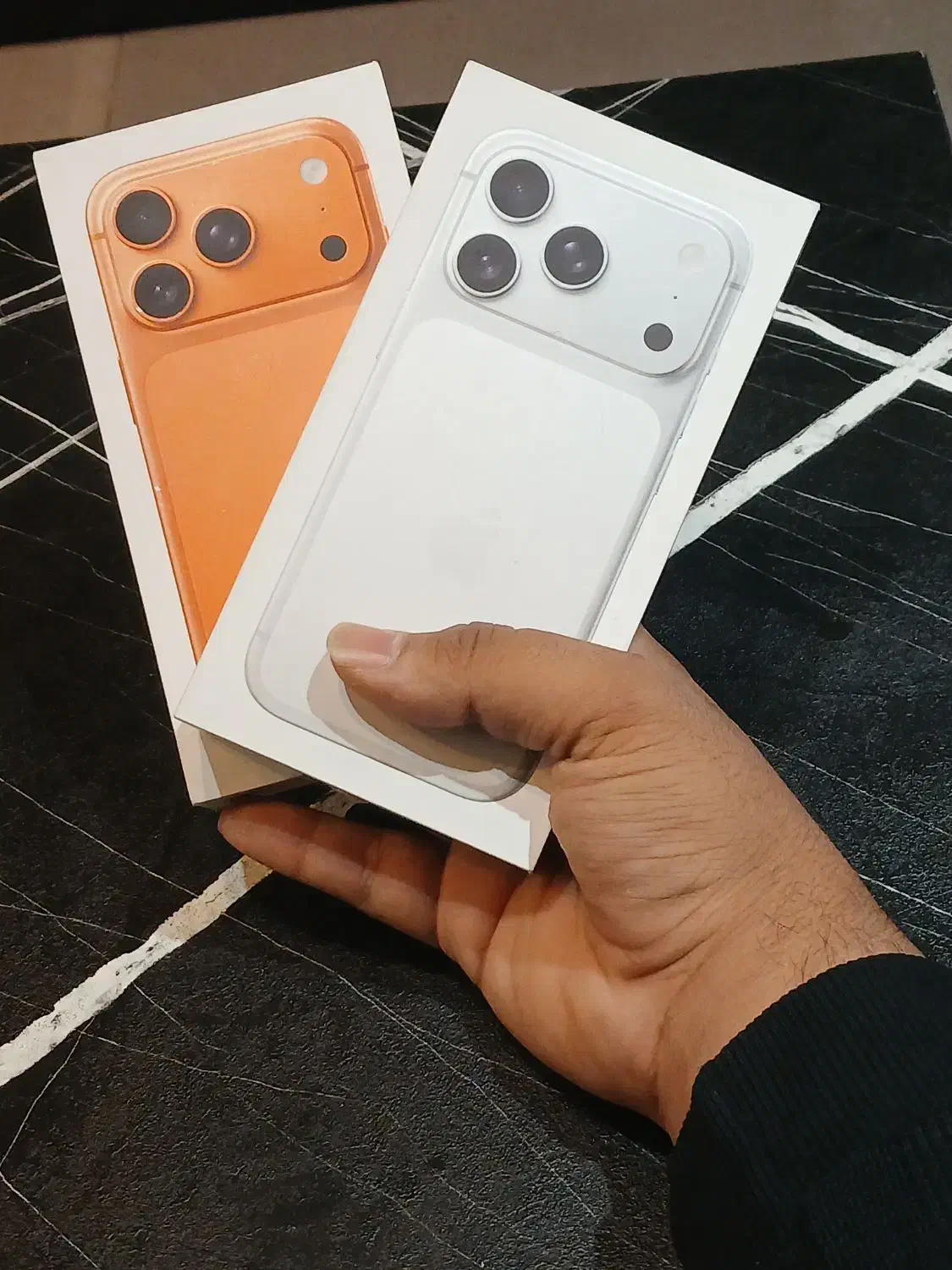 نارنجی دو سیم فیزیکی 17promax 256 cha notactive|موبایل|مشهد, بهشت|دیوار