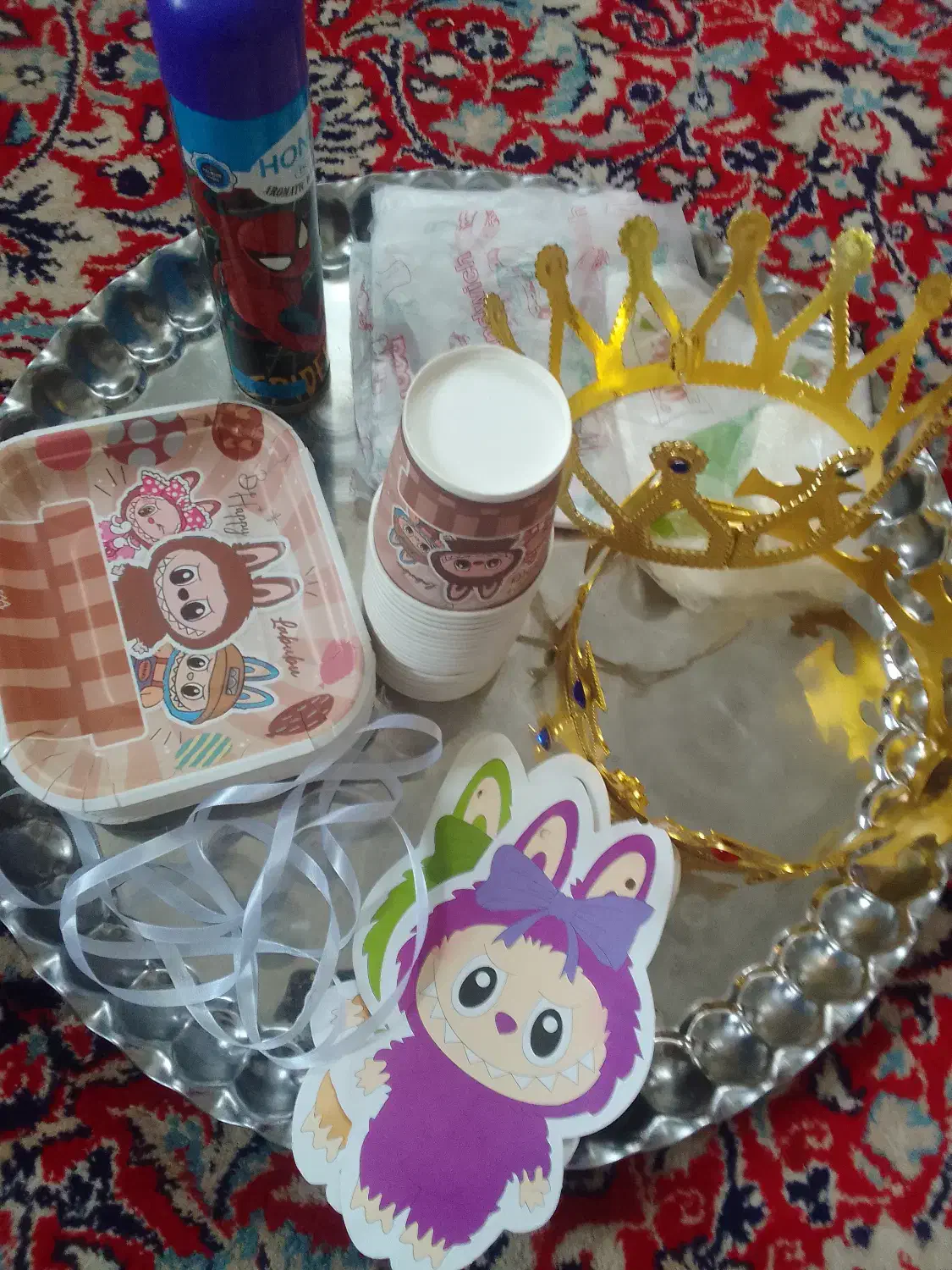 تم تولدلبوبو|اسباب‌‌بازی|فومن, |دیوار