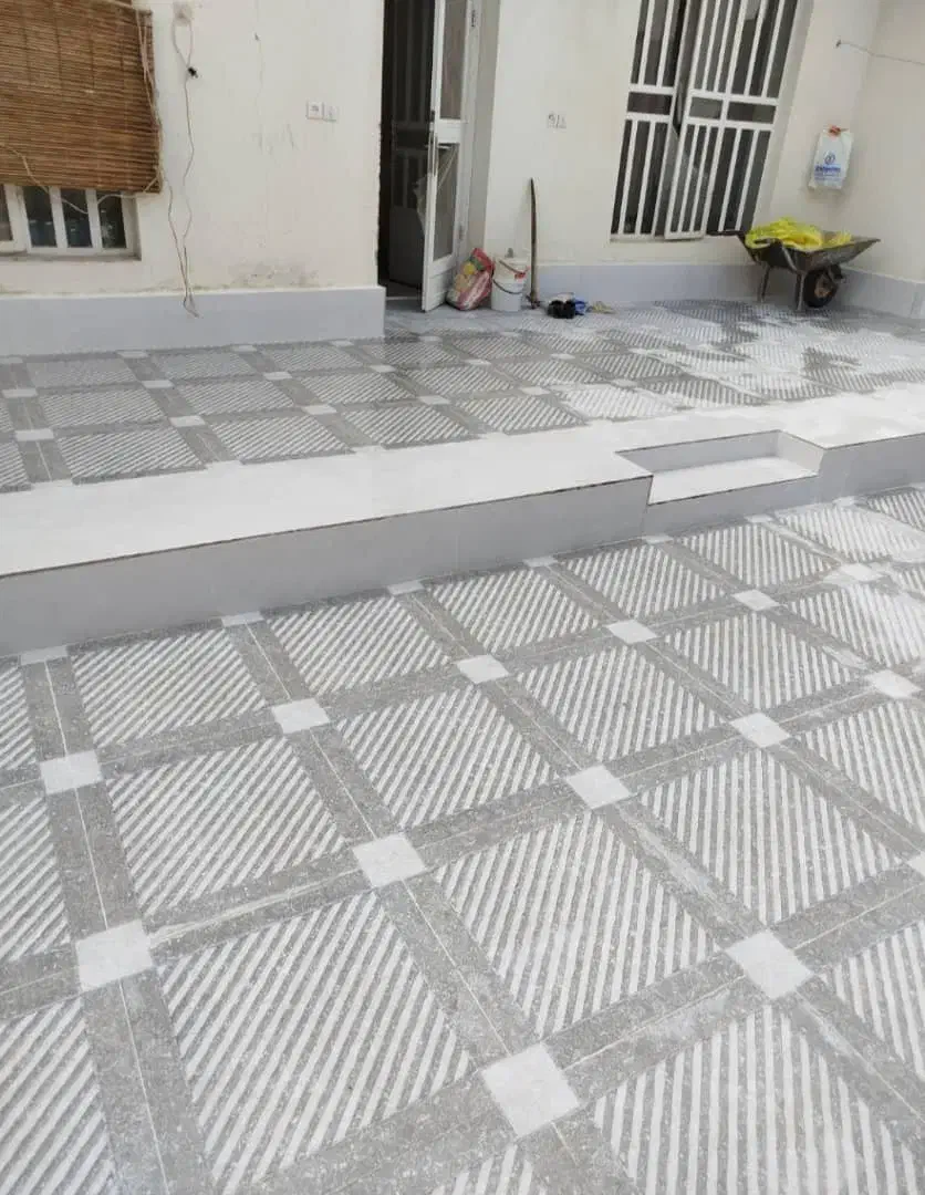 کاشی کاری و سرامیک کاری.و...|خدمات پیشه و مهارت|شیراز, فرگاز|دیوار