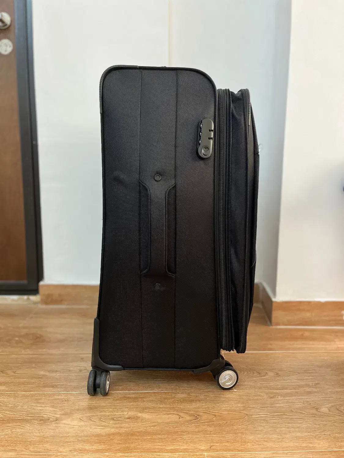 چمدان سایز بزرگ|کیف، کفش، کمربند|نوشهر, |دیوار