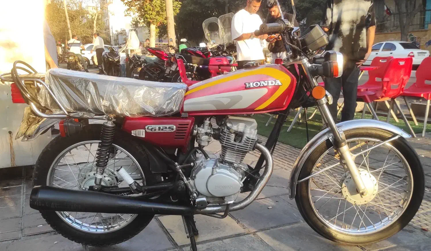 هندا ۱۲۵(مزایده پلاک ملی)در حد ترقه|موتورسیکلت|تهران, کیانشهر|دیوار