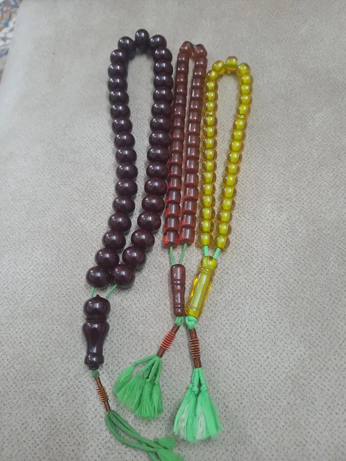 تسبیح چاقو ساعت|کلکسیون اشیاء عتیقه|اندیشه, اندیشه فاز ۱|دیوار