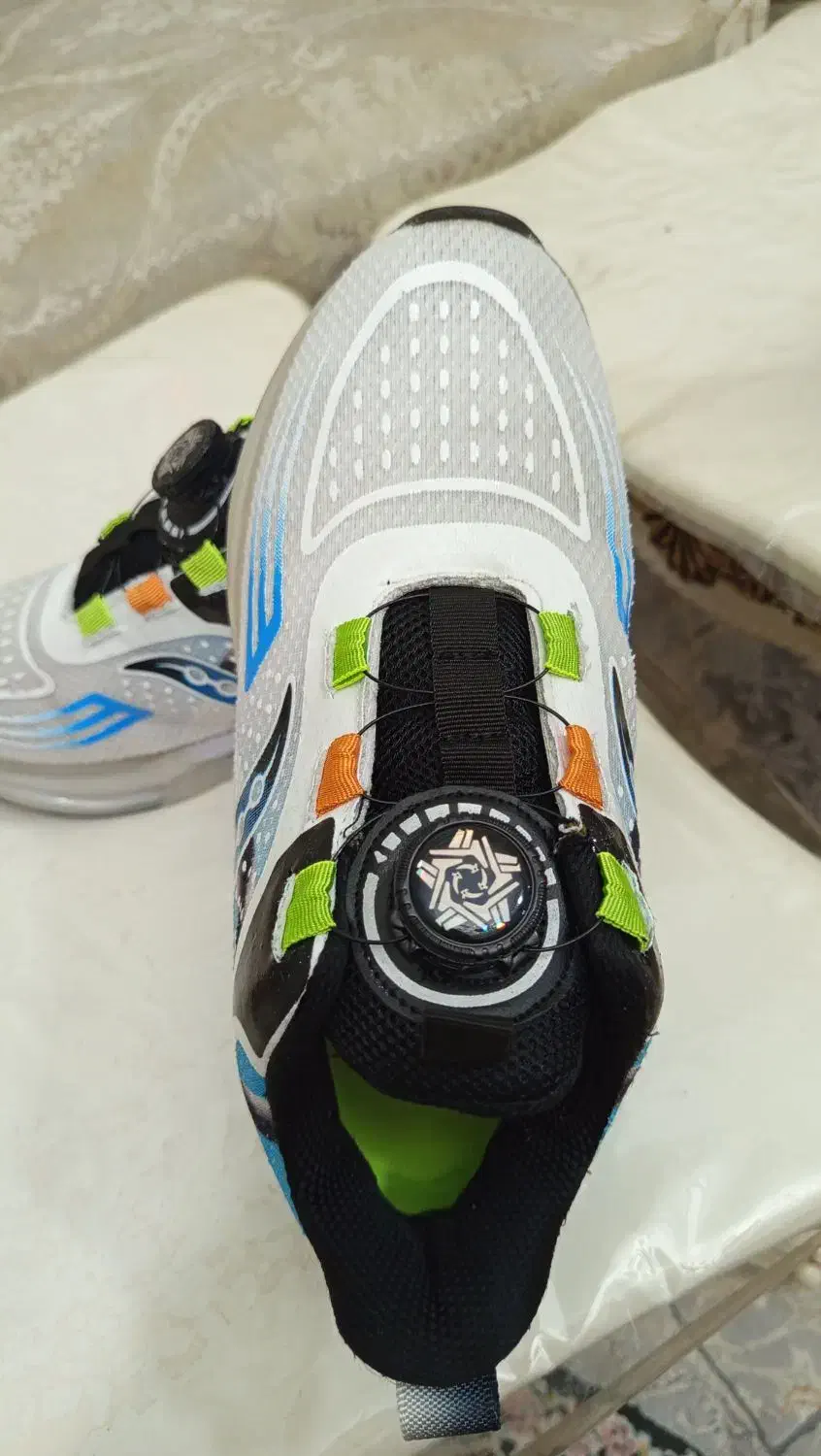 کتونی اورجینال سفید سایز ۴۰|کیف، کفش، کمربند|شاهدشهر, |دیوار