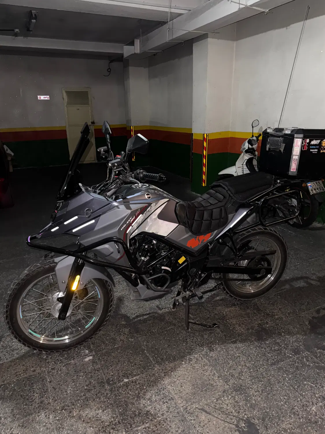 sym nh 180|موتورسیکلت|تهران, سعادت‌آباد|دیوار