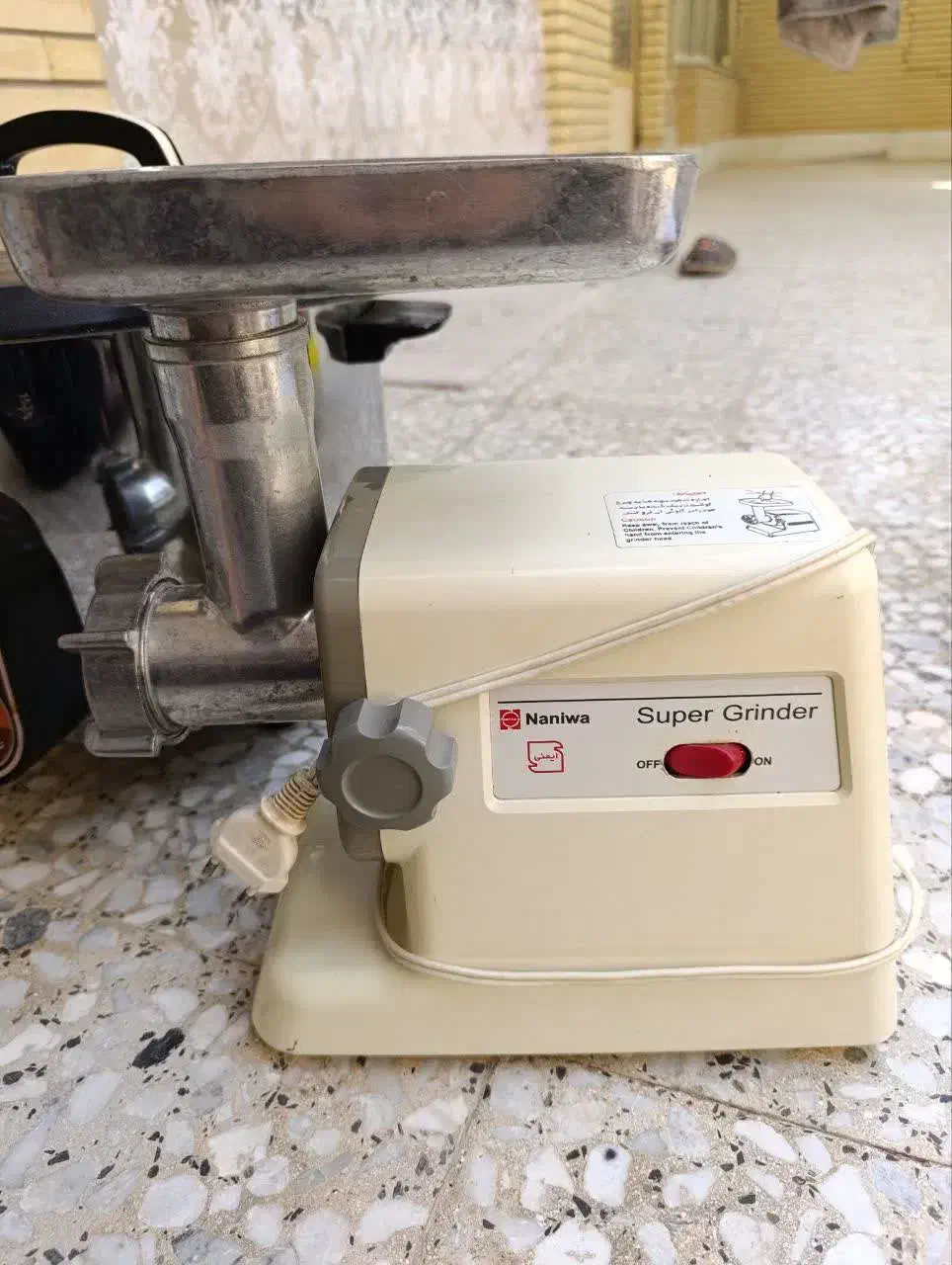 چرخگوشت|خردکن، آسیاب، غذاساز|اصفهان, سرشبادران|دیوار