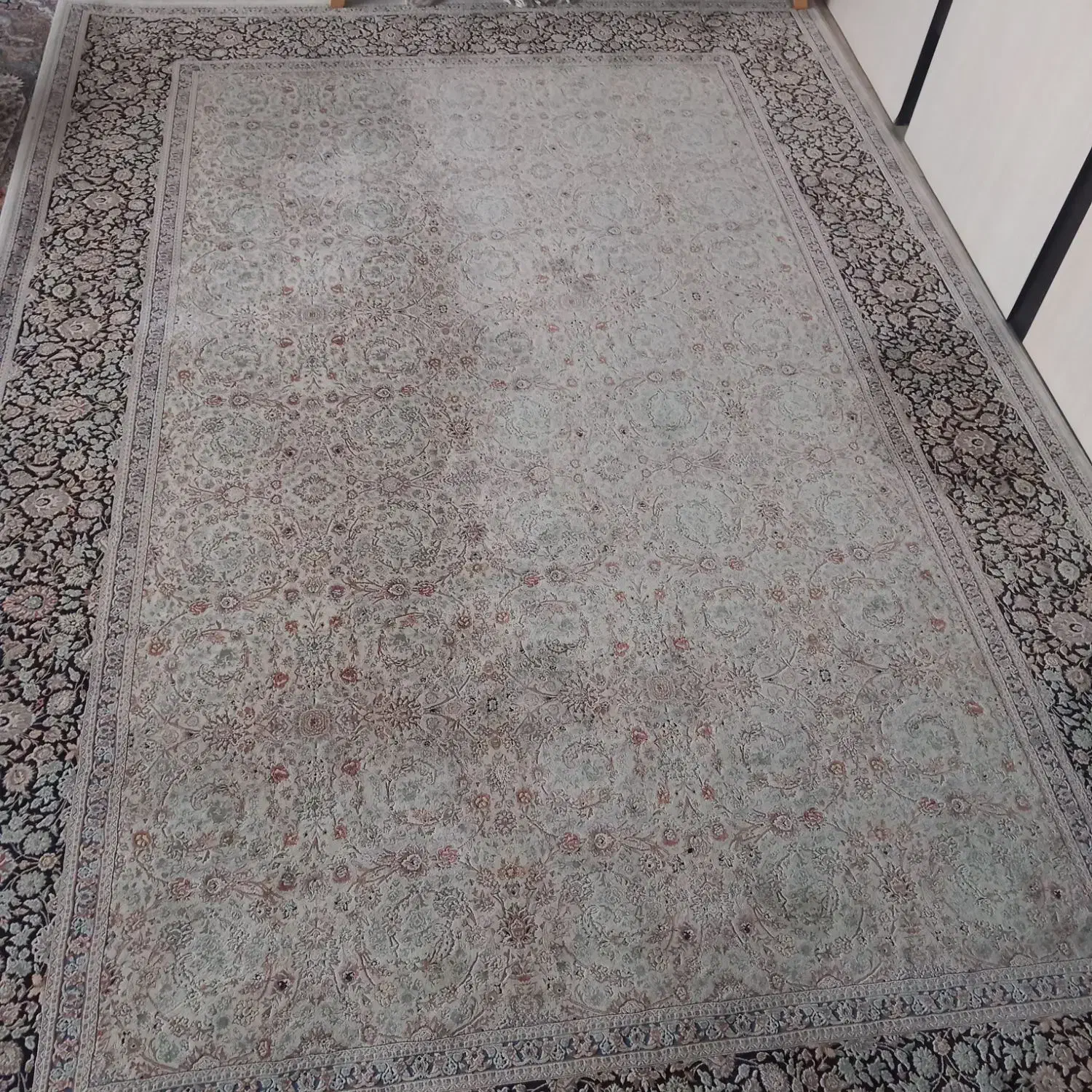 فرش ۶متری ۱۲۰۰شانه بهشتی و یه فرش ۳متری|فرش|هشتگرد, شهرک بعثت|دیوار