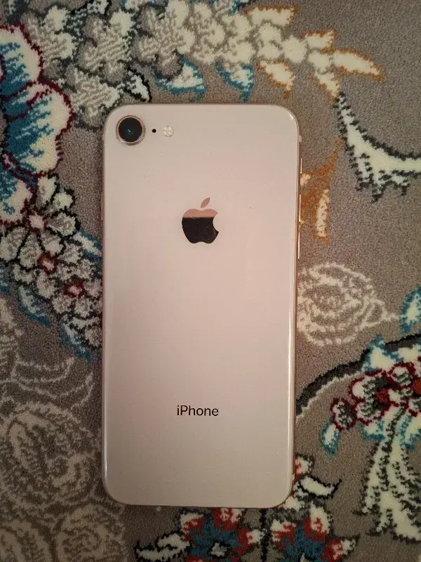 ایفون ۸ طلایی|موبایل|شریفآباد, |دیوار