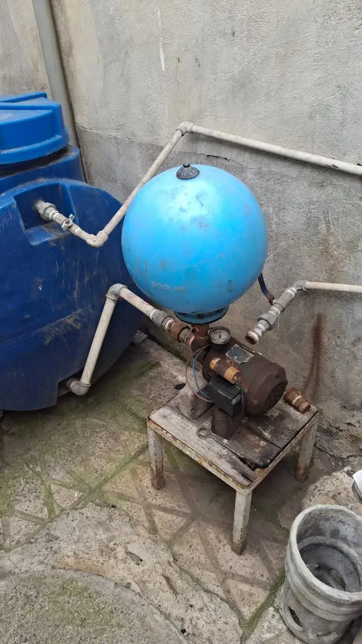 پمپ به همراه منبع آب|مصالح و تجهیزات ساختمان|رشت, معلولین|دیوار