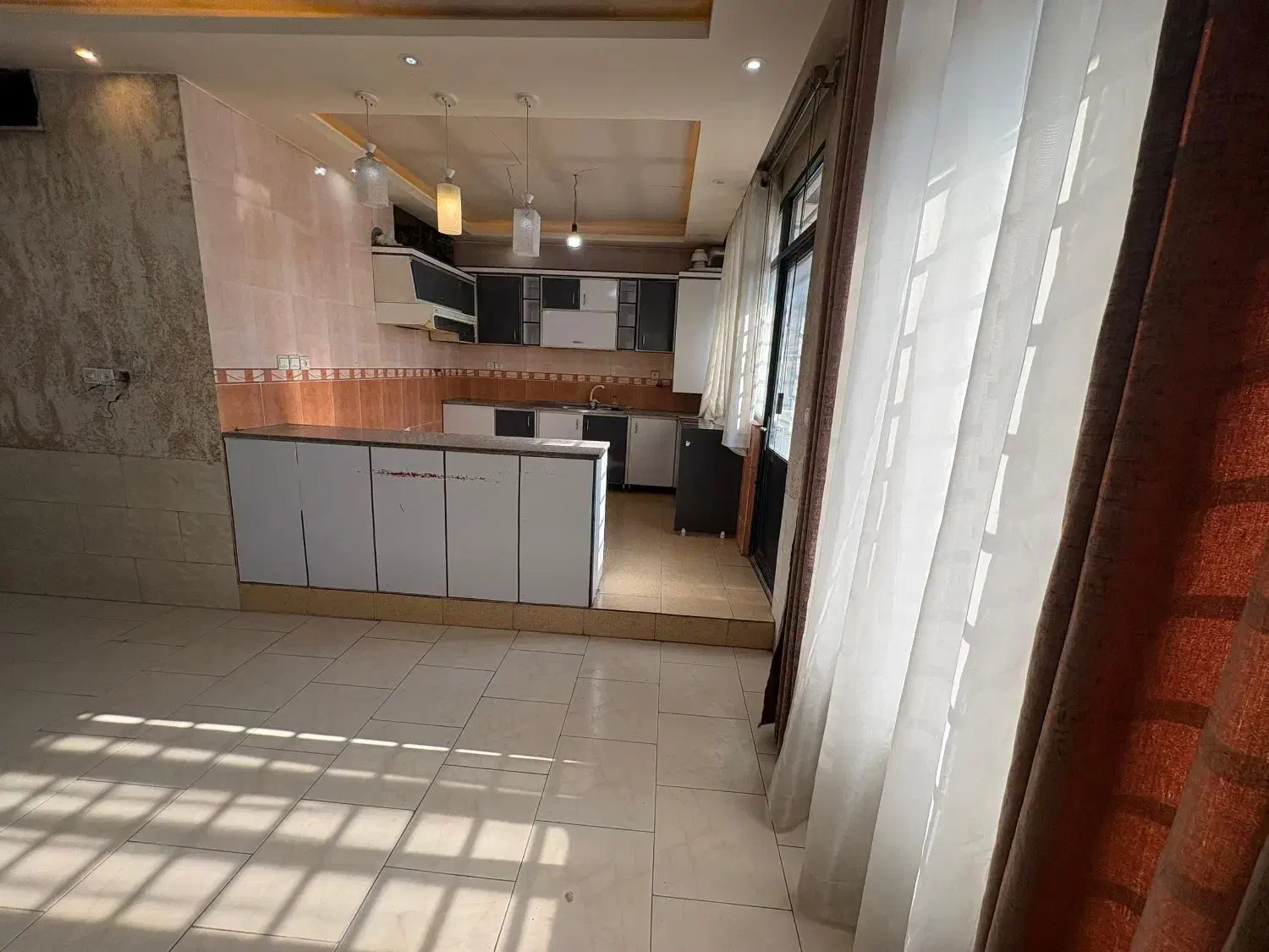 رهن کامل منزل جوادیه|اجارهٔ آپارتمان|شیراز, جوادیه|دیوار