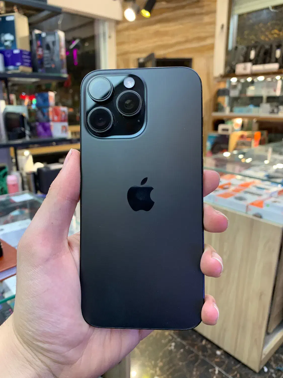 ایفون ۱۶ پرومکس مشکی|موبایل|تبریز, |دیوار