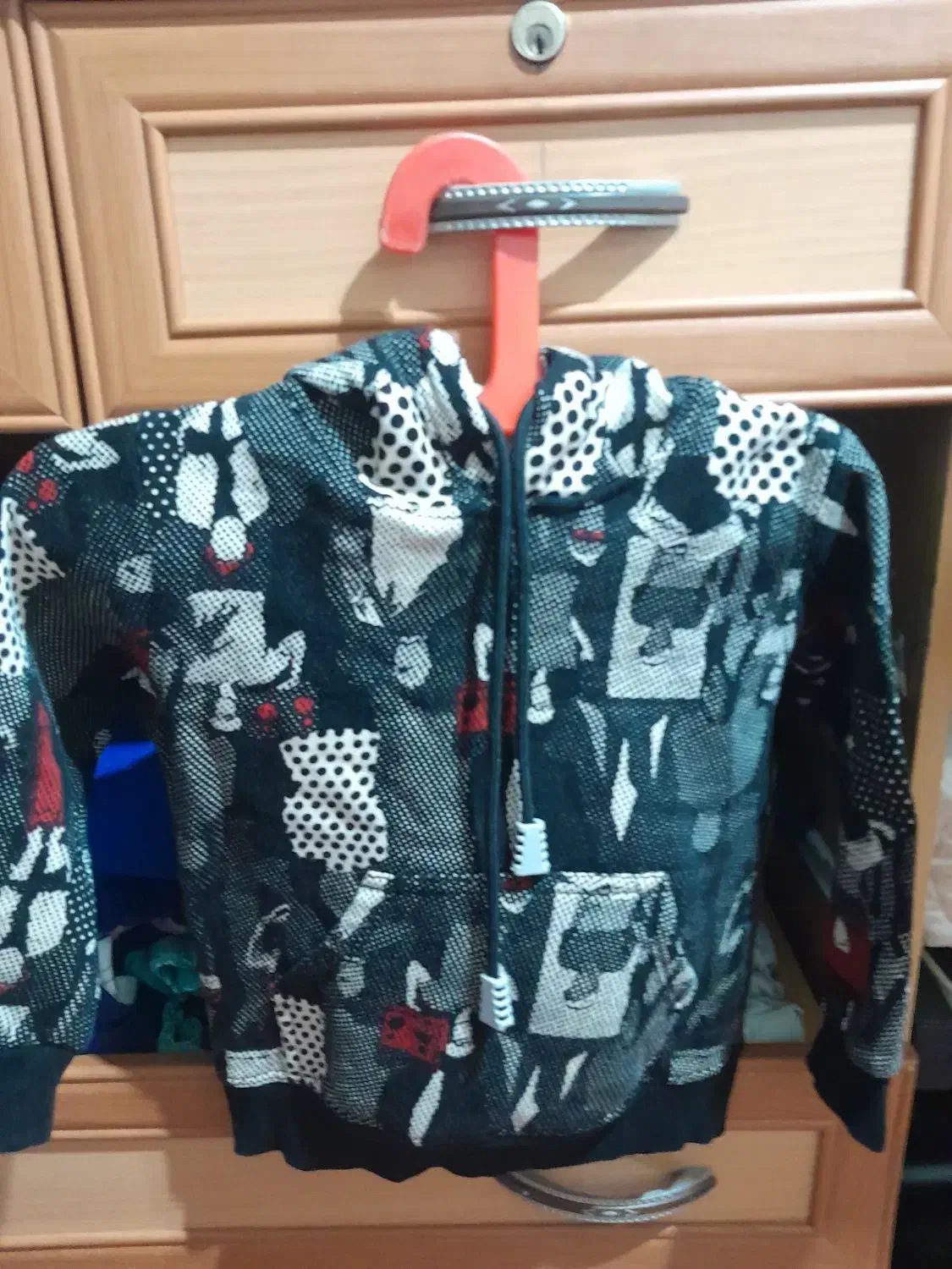 چند تا بلوز پسرانه پاییزی نو|کفش و لباس بچه|محلات, |دیوار