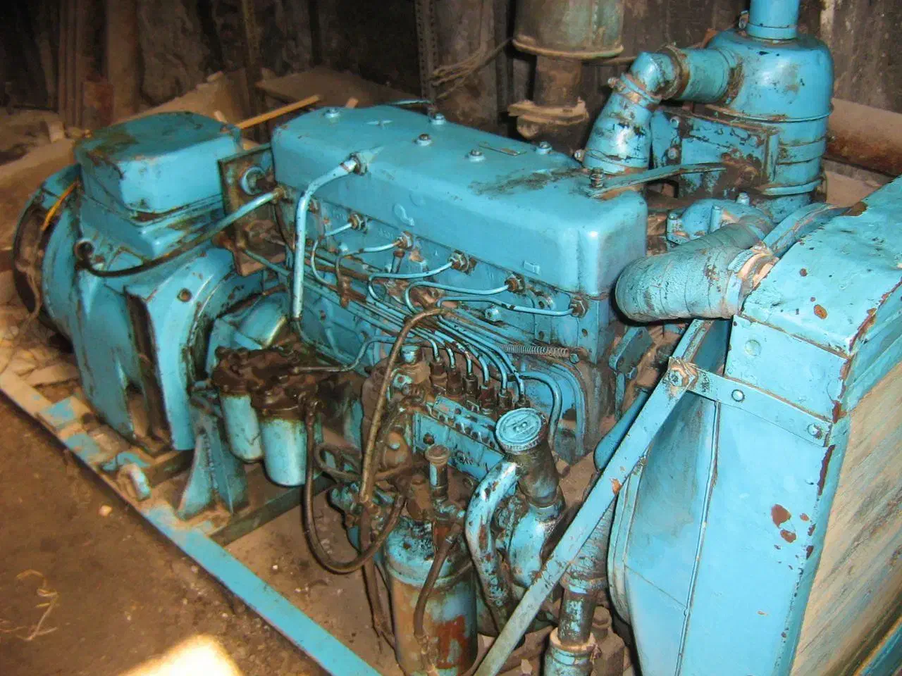 موتور برق دیزل ژنراتور بنز 911|ماشینآلات صنعتی|کرج, کوی امامیه|دیوار