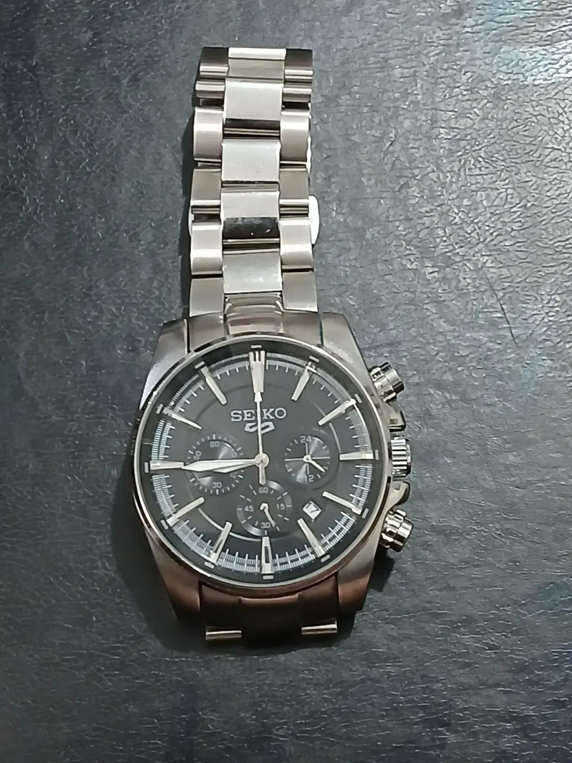 ساعت|جواهرات|ملارد, |دیوار