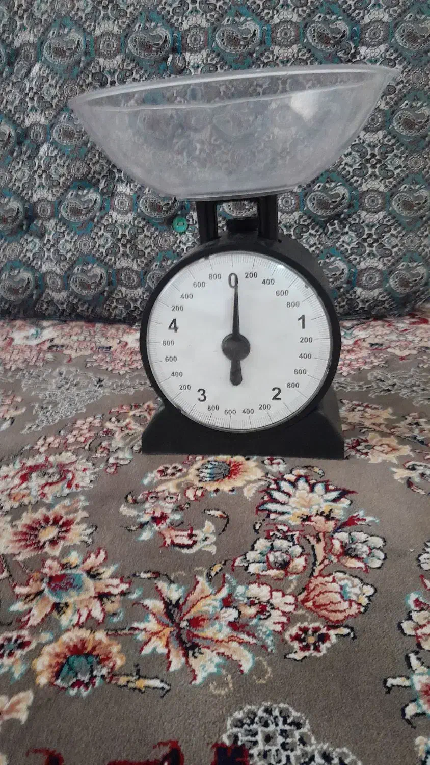 ترازو خانگی|سایر لوازم برقی|قم, آزادگان|دیوار