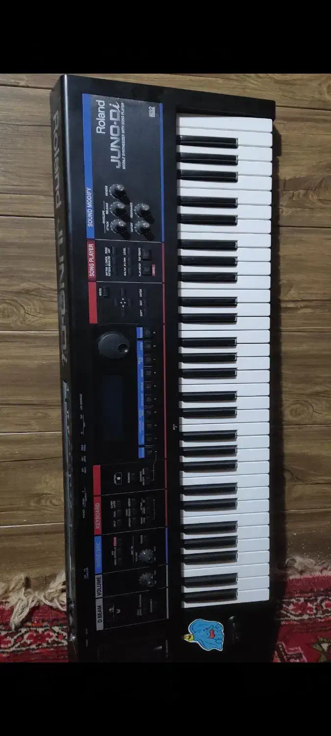 سینتی سایزر و کیبورد رولند|پیانو، کیبورد، آکاردئون|بجنورد, |دیوار