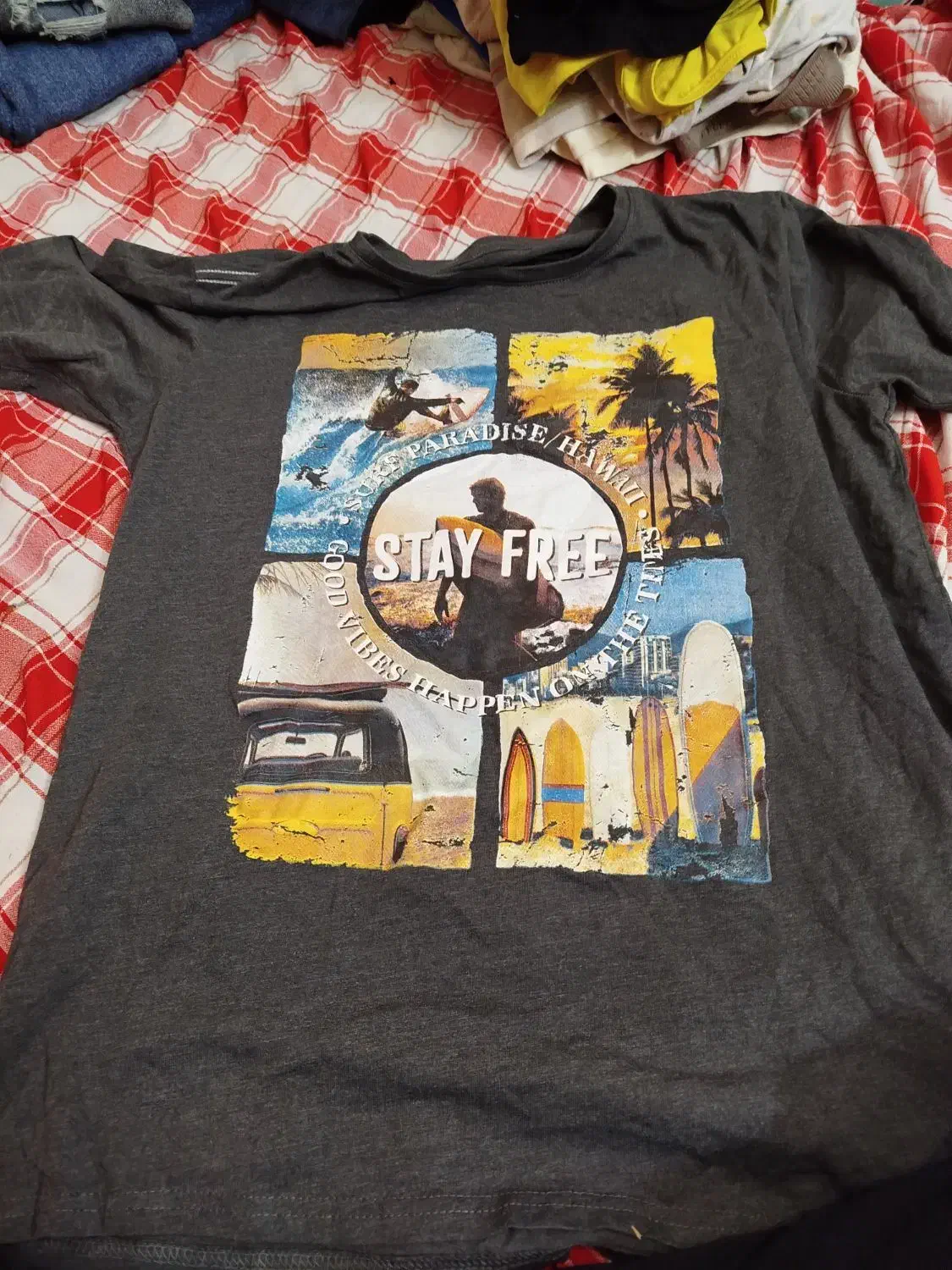 لباس کارکرده تاناکورا|لباس|فولادشهر, B6|دیوار