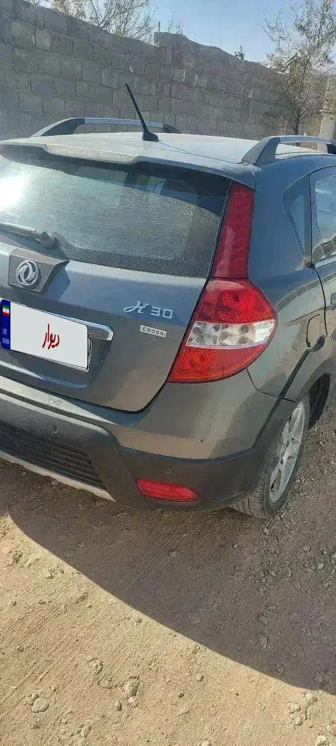 فروش اچ سی کراس فوق لاکچری و تک برگ سند|خودرو سواری و وانت|خمینیشهر, |دیوار