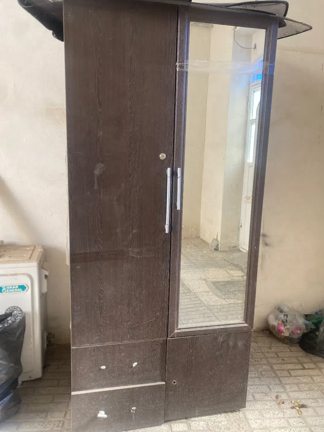 کمد|جاکفشی، کمد، دراور|خوی, |دیوار