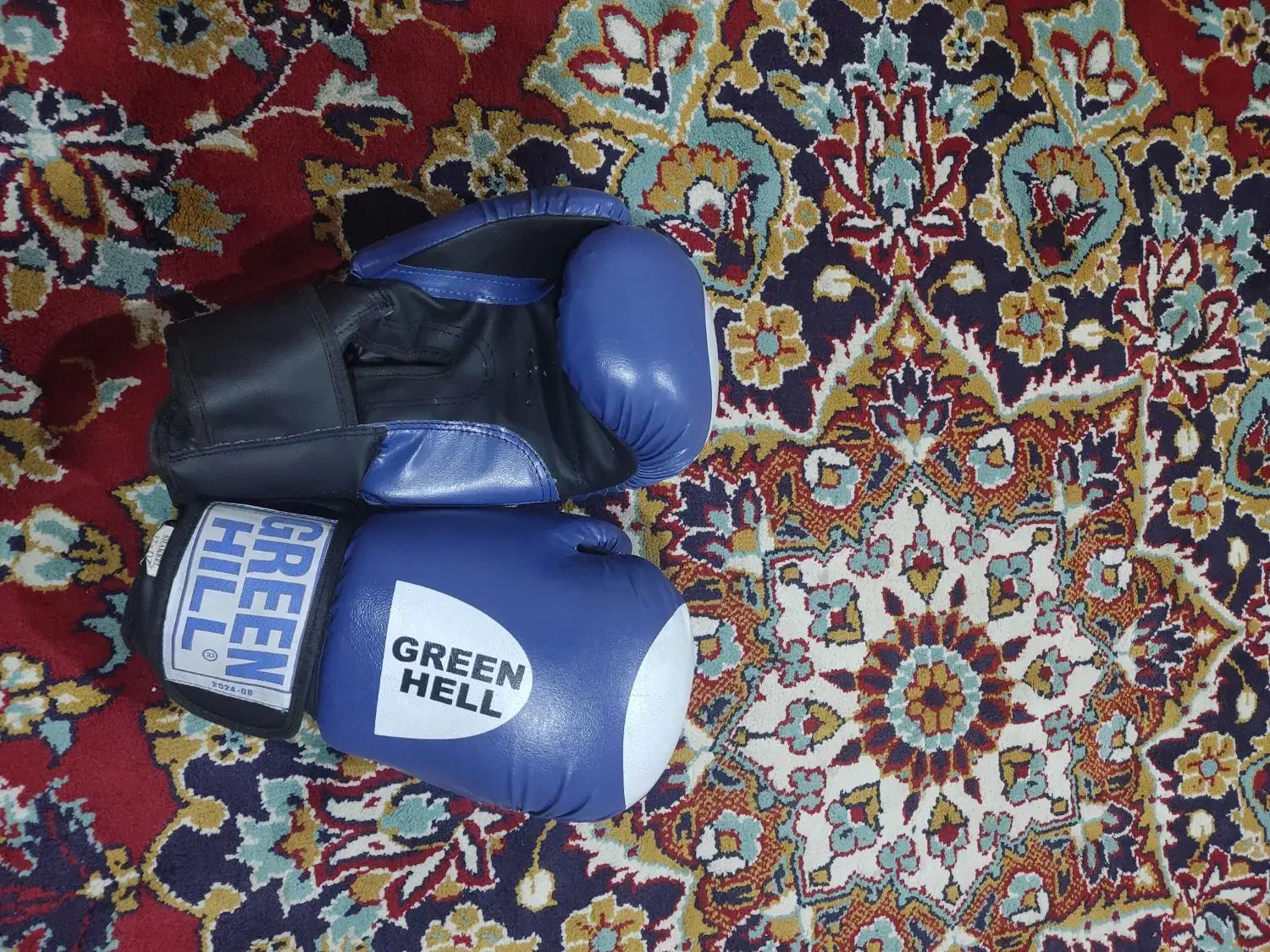 دست کش بوکس|لباس|مشهد, مصلی (کارمندان اول)|دیوار