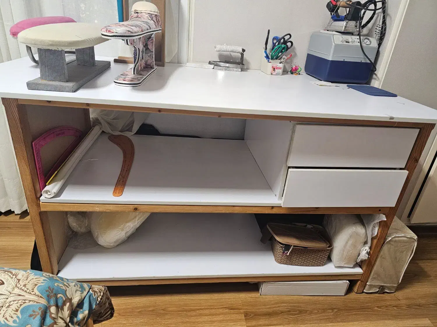 میز مناسب اتو و برش پارچه خیاطی|لوازم خیاطی و بافتنی|تهران, باغ فیض|دیوار