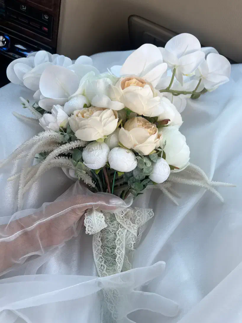 لباس عروس،کفش عروس،دسته گل|لباس|بیرجند, |دیوار