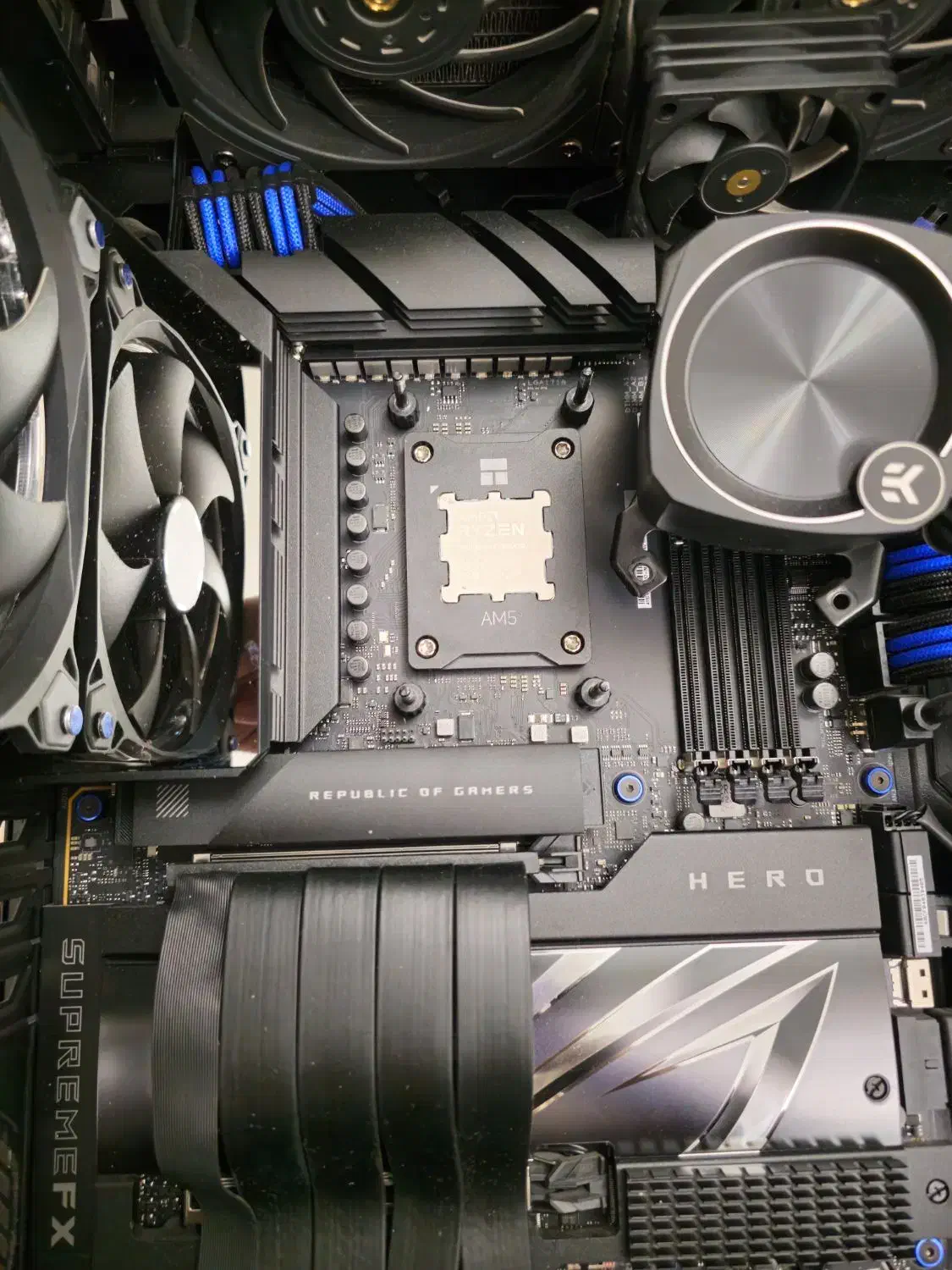 مادربرد های اند Crosshair X870E Hero|قطعات و لوازم جانبی رایانه|تهران, فدک|دیوار