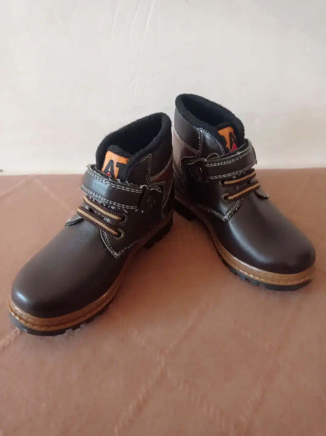 بوت پسرانه|کفش و لباس بچه|قم, ولیعصر|دیوار