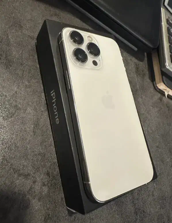 ip13pro|موبایل|سلماس, |دیوار