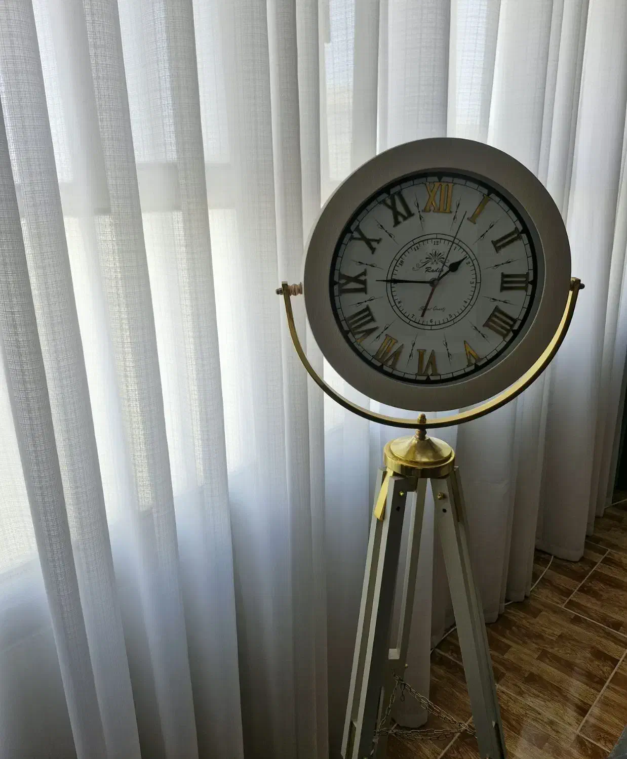 ساعت ایستاده|ساعت دیواری و تزئینی|یزد, |دیوار