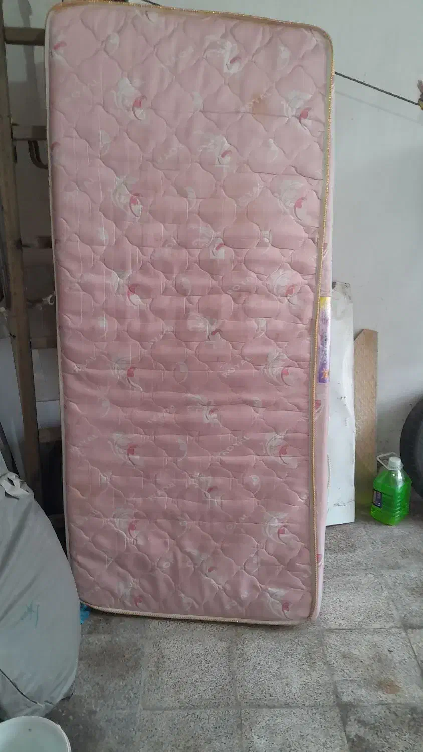 خوشخواب تکنفره|تشک تختخواب|لاهیجان, شهرک سلمان فارسی|دیوار