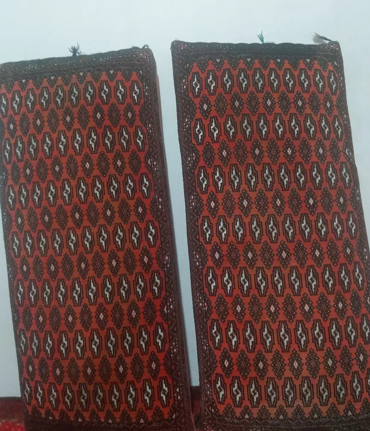 دوجفت پشتی سنتی قرمز رنگ|پشتی|نسیمشهر, |دیوار