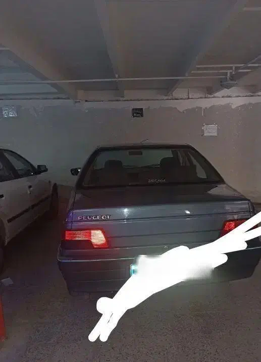 ۴۰۵ مدل ۹۷ یک گلگیر رنگ کمپوت جلو استوک تعویض|خودرو سواری و وانت|کهنوج, |دیوار