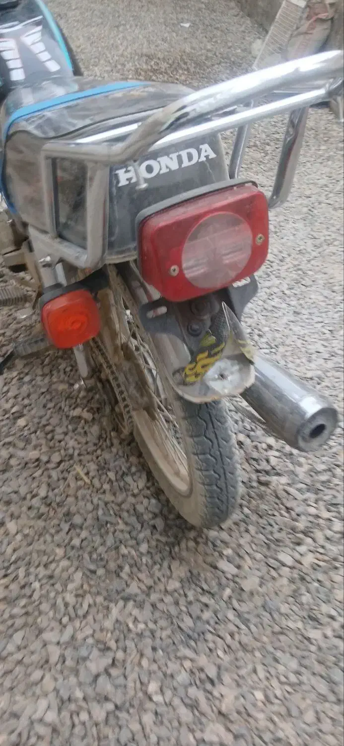 هوندا تمیز|موتورسیکلت|ارزوئیه, |دیوار