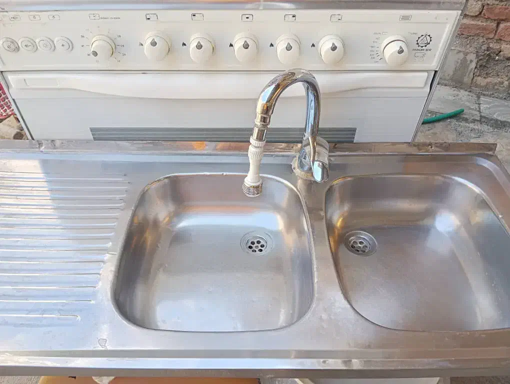 سینک ظرفشویی و شیر اهرمی|مصالح و تجهیزات ساختمان|محلات, |دیوار