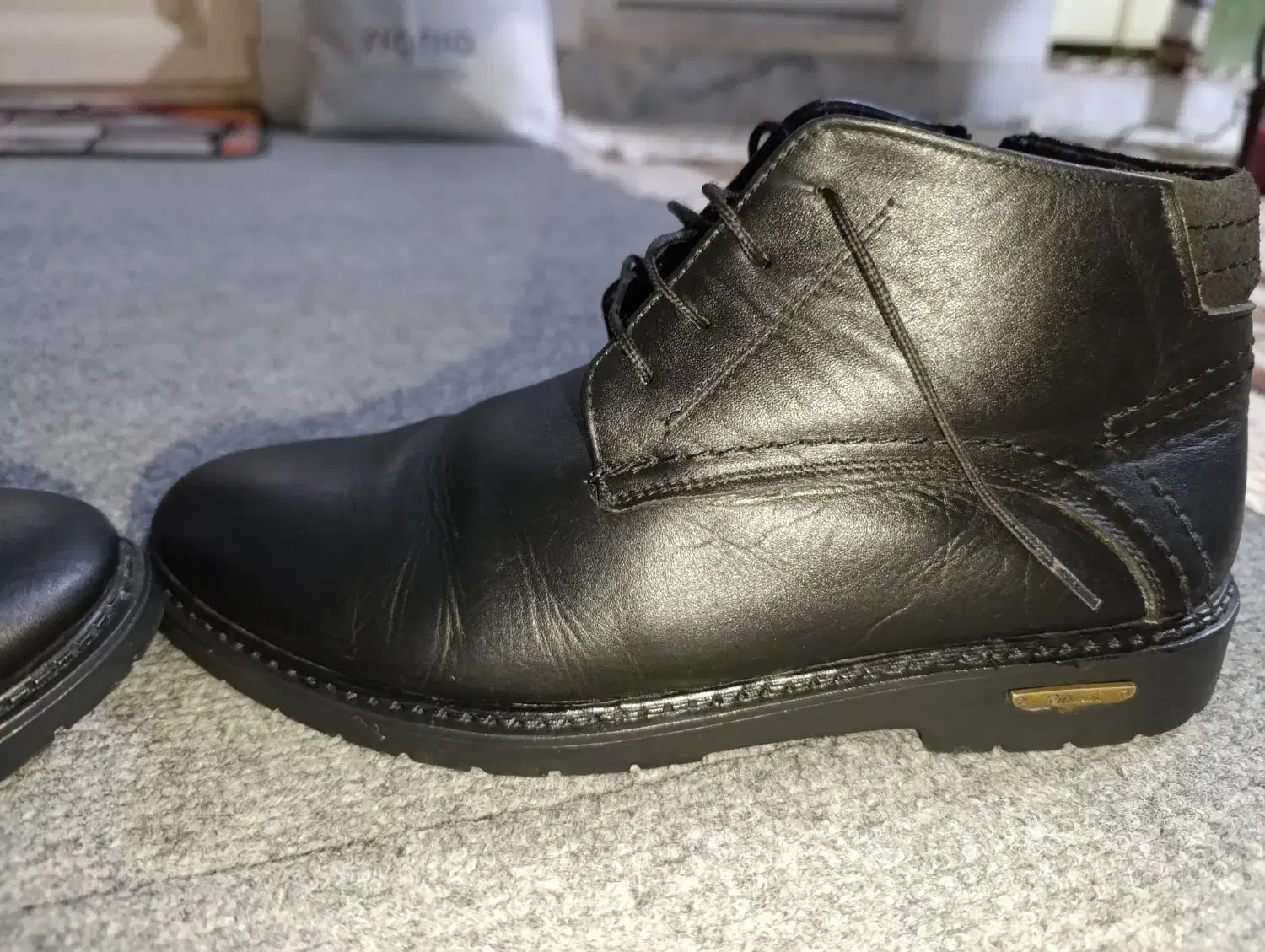 نیم بوت|کیف، کفش، کمربند|گنبد کاووس, |دیوار