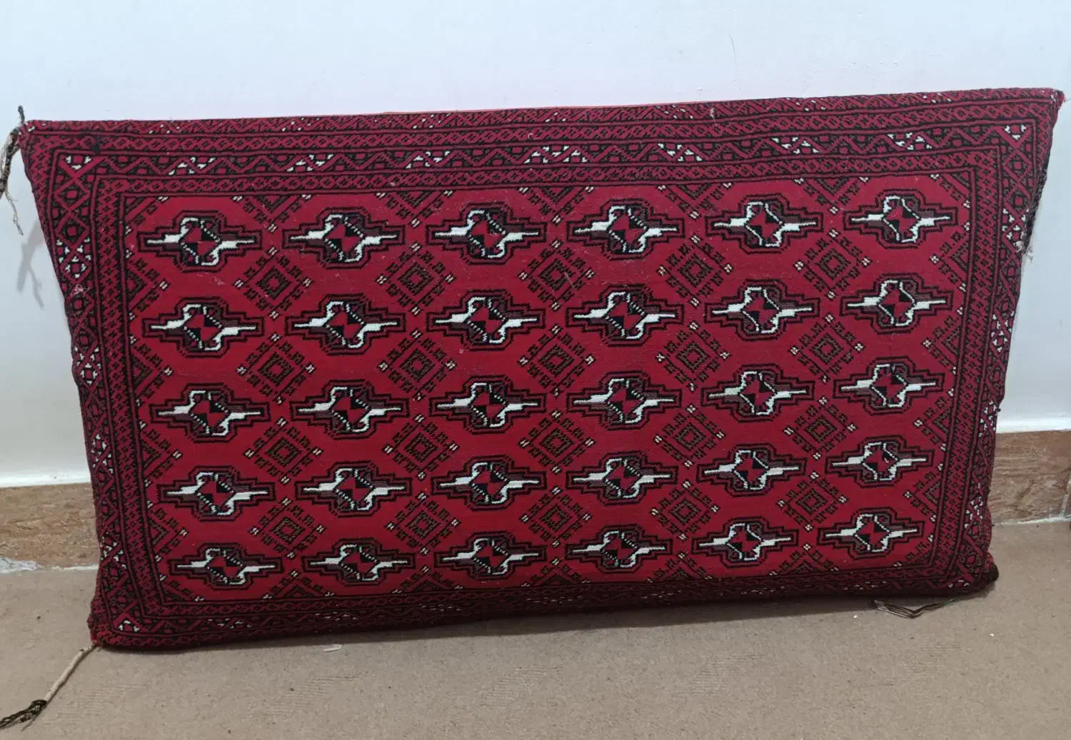 پشتی|پشتی|زاهدان, |دیوار