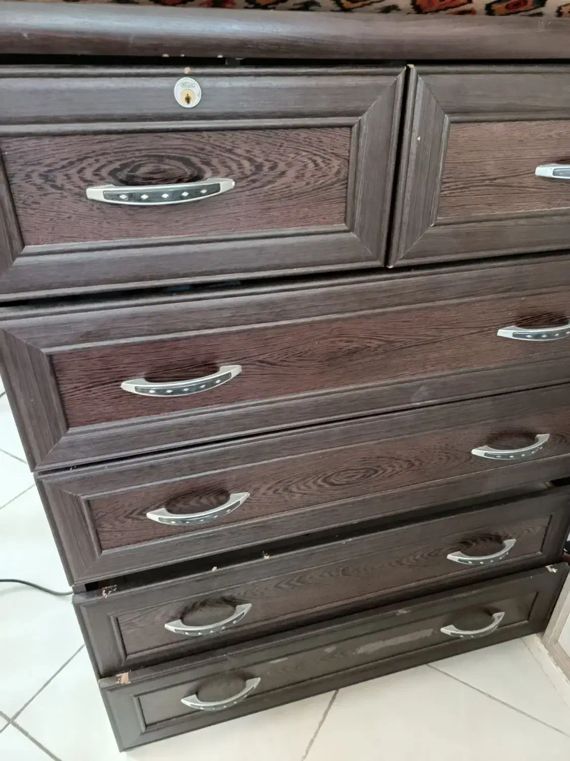 دراور ام دی اف|جاکفشی، کمد، دراور|قنوات, |دیوار