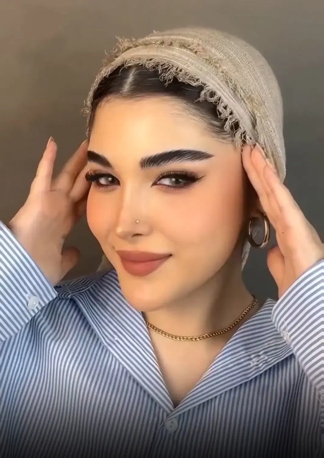 آفر ویژه آرایش دائم (میکرو) در شهرک غرب تهران|خدمات آرایشگری و زیبایی|تهران, درختی|دیوار