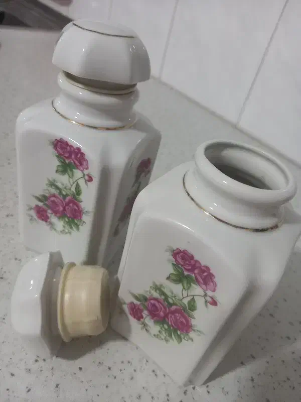 چینی گل سرخی|کلکسیون اشیاء عتیقه|تهران, شهرک صدرا|دیوار