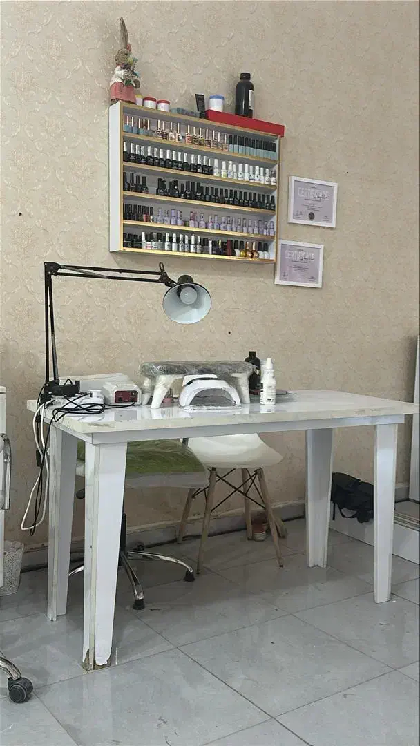 وسایل سالن زیبایی|آرایشگاه و سالن‌های زیبایی|ایذه, |دیوار