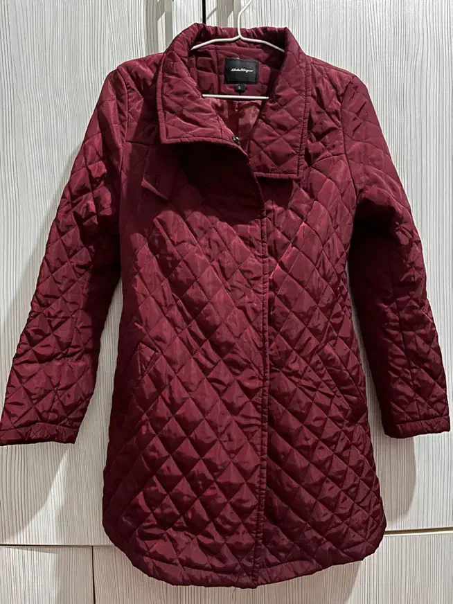 بارانی|لباس|تالش, هشتپر|دیوار