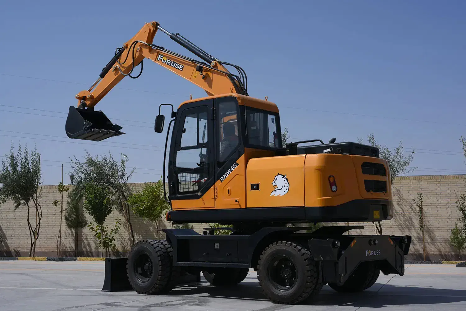 بیل مکانیکی چرخ لاستیکی 6 و 7 و 15 تن|خودرو سنگین|تهران, مهران (سیدخندان)|دیوار