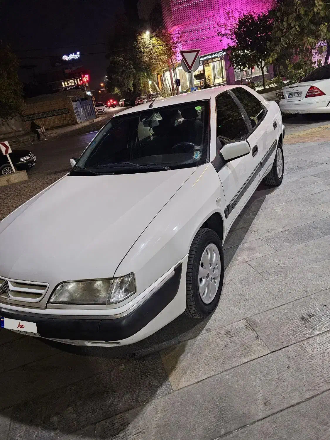 زانتیا 89 درجه 1 بیرنگ درحد|خودرو سواری و وانت|نجفآباد, فردوسی|دیوار