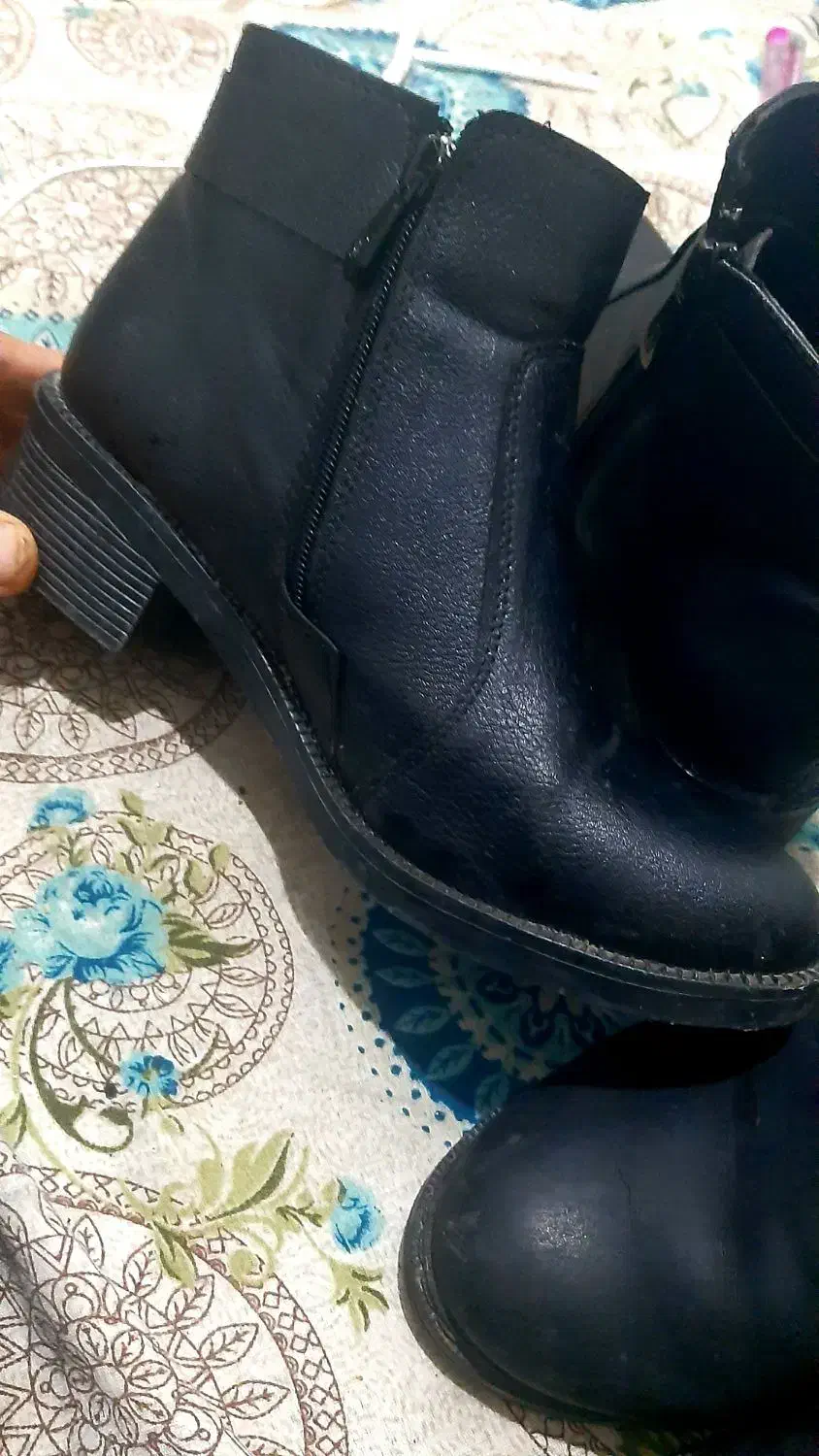 دو جفت نیم پوت زنانه|کیف، کفش، کمربند|آستارا, |دیوار