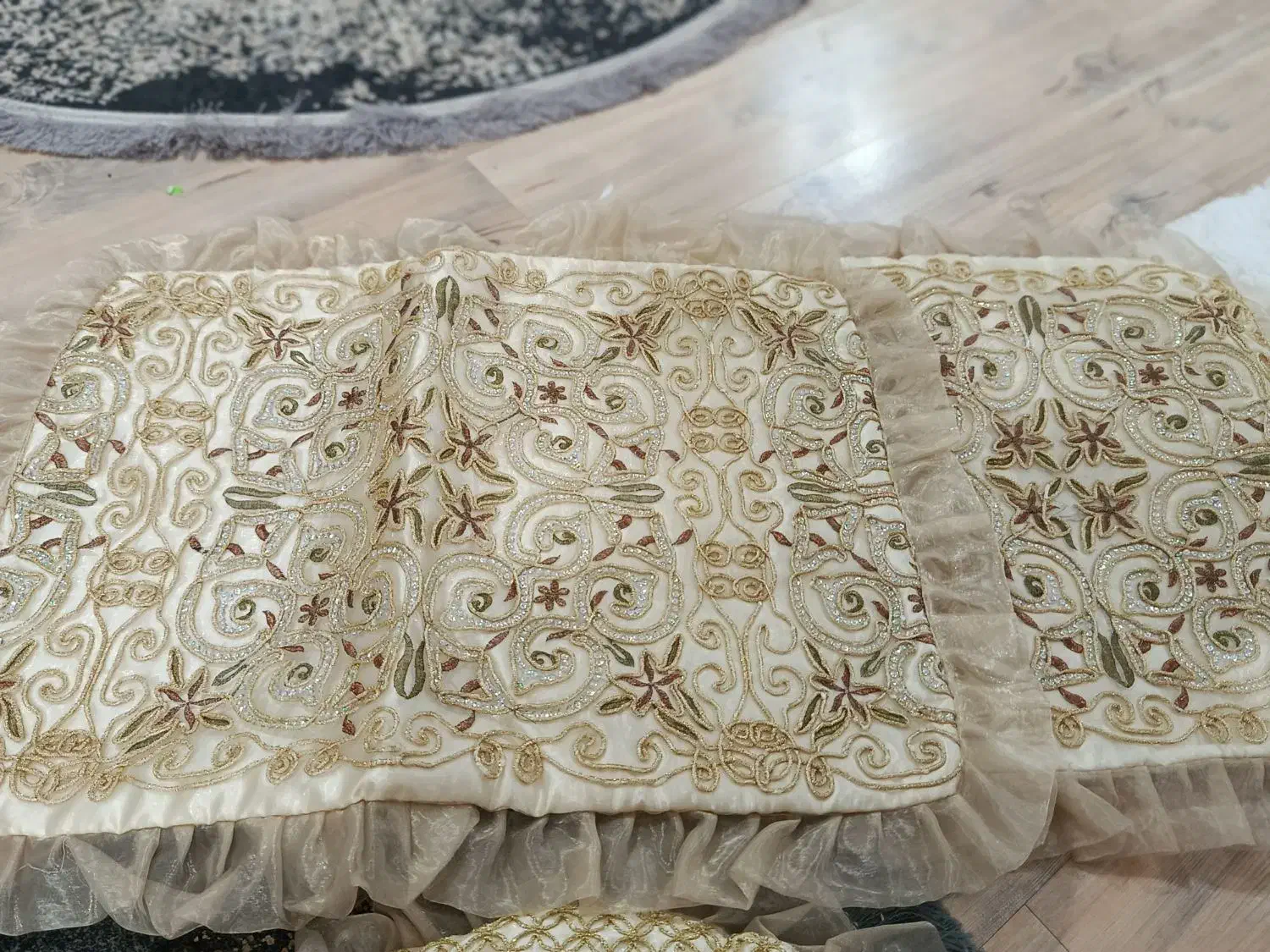 رو تختی عروس استفاده نشده کاملا نو|سرویس روتختی|هشتگرد, شهرک بعثت|دیوار